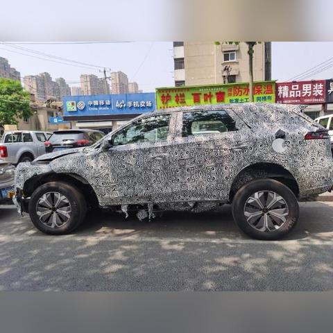 比亚迪新款越野车图片